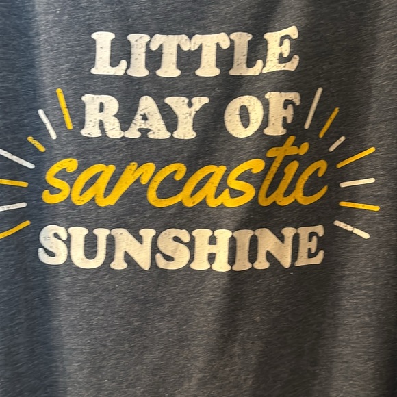 Instant Messenger “little ray of sarcastic sunshine” graphic tee size 2XL - Picture 2 of 5